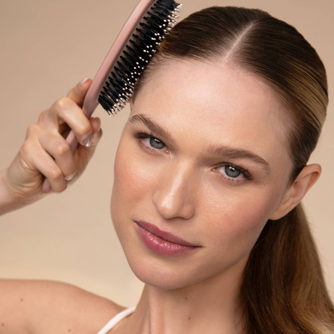 Kitsch Smooth & Polish Brush - Terracotta