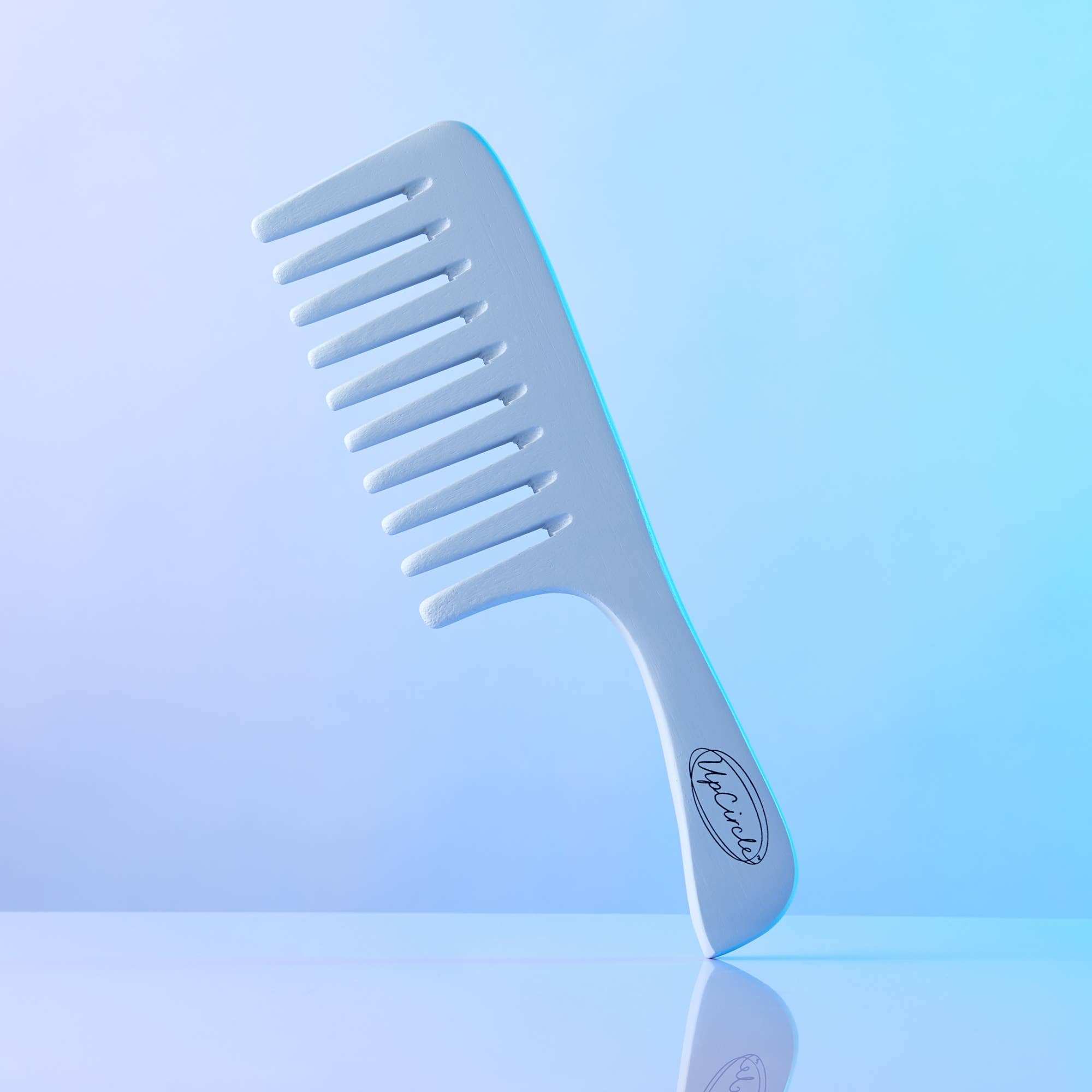 UpCircle Bamboo Wide Tooth Comb