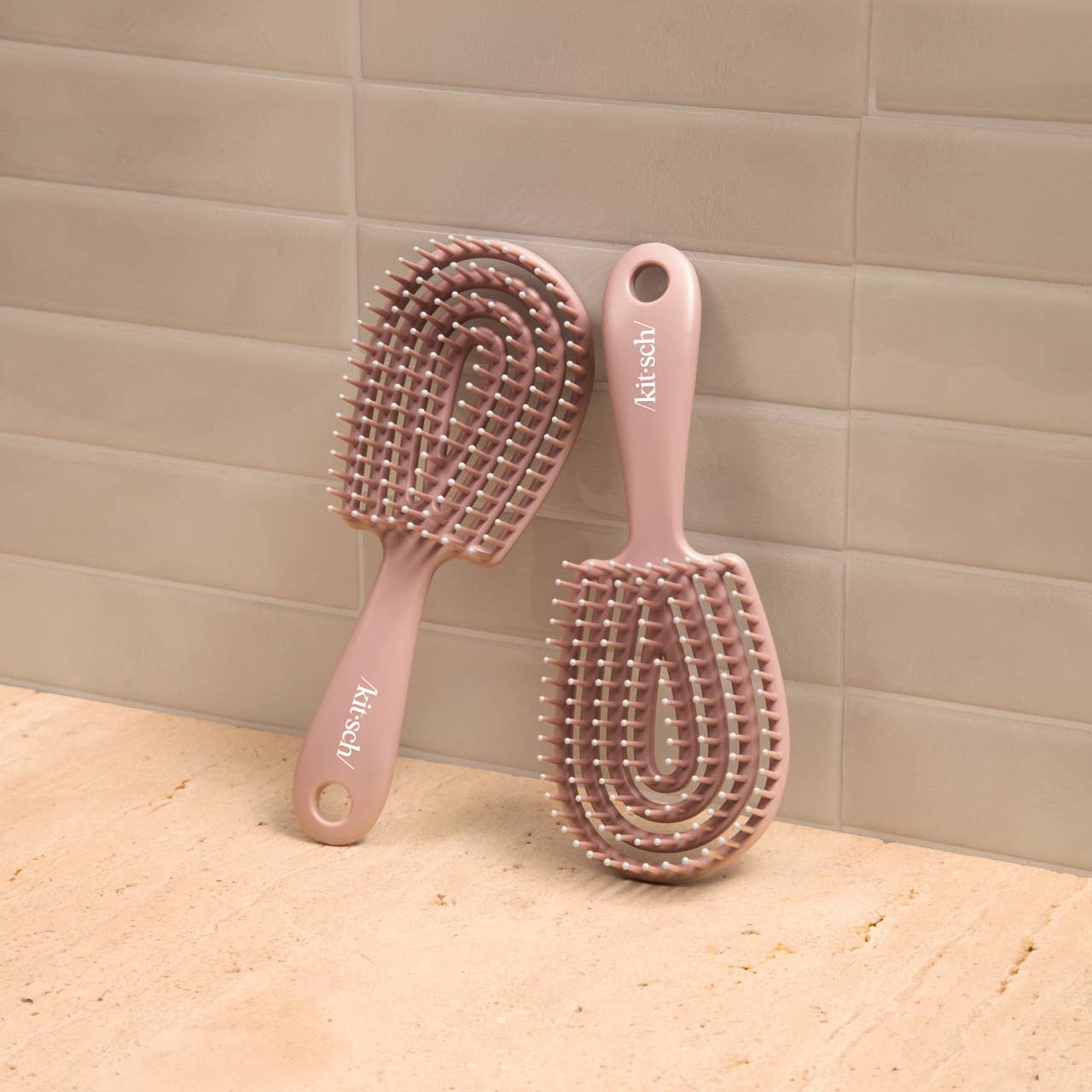 Kitsch Terracotta Detangling Flexi Brush - Mini