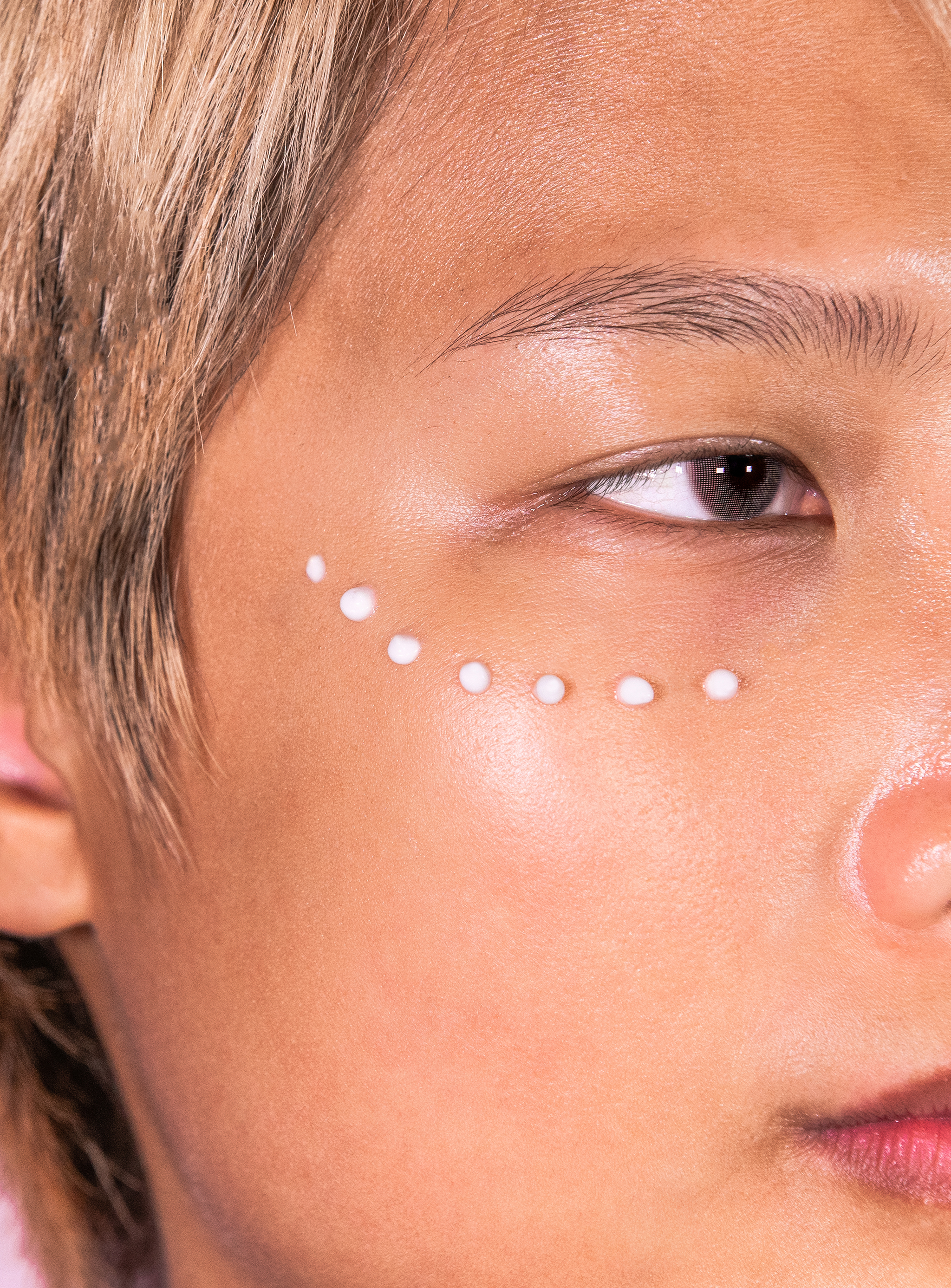 VQ Rose Gold Hydroglow Highlighting Cream 30ml