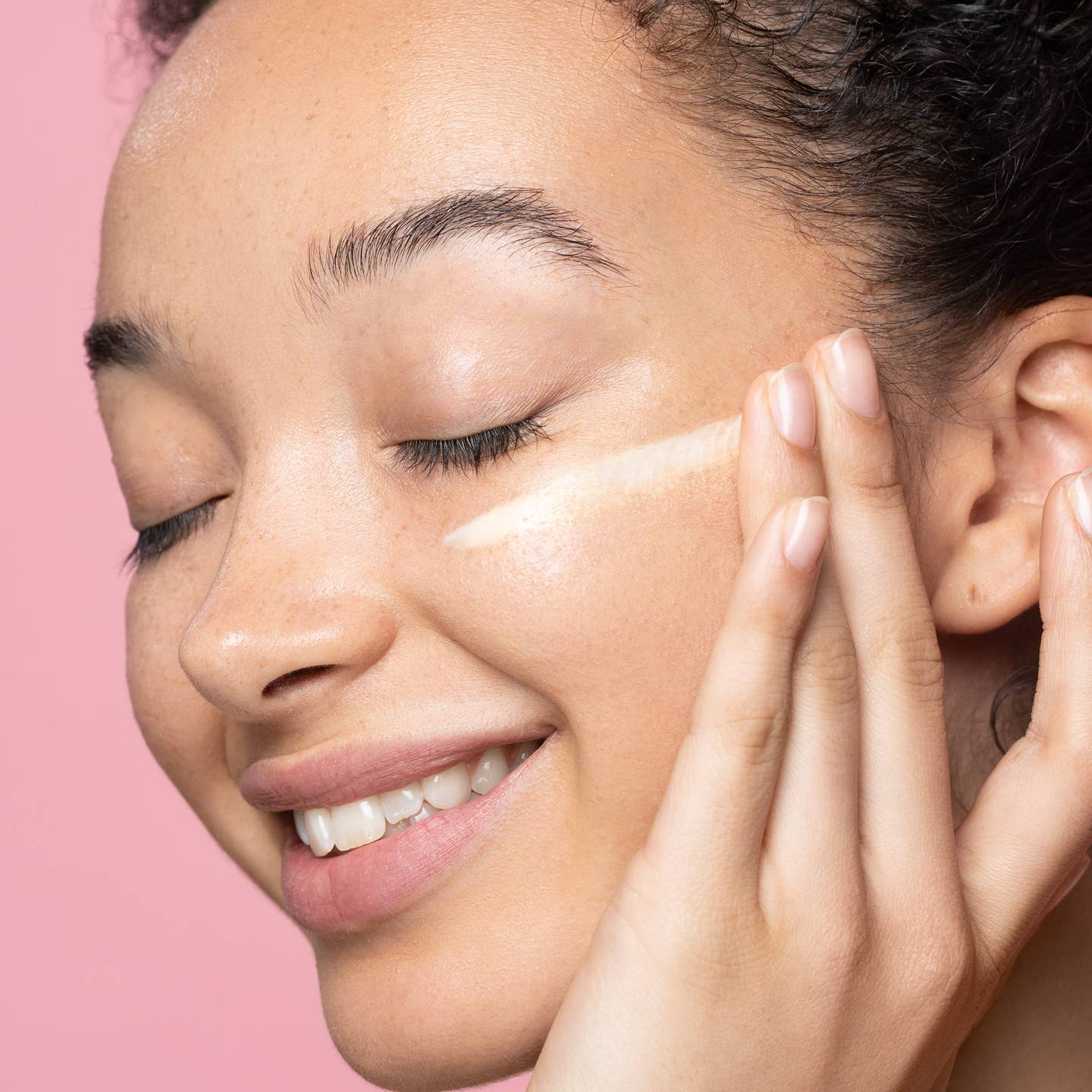 VQ Gold Hydroglow Highlighting Cream 30ml