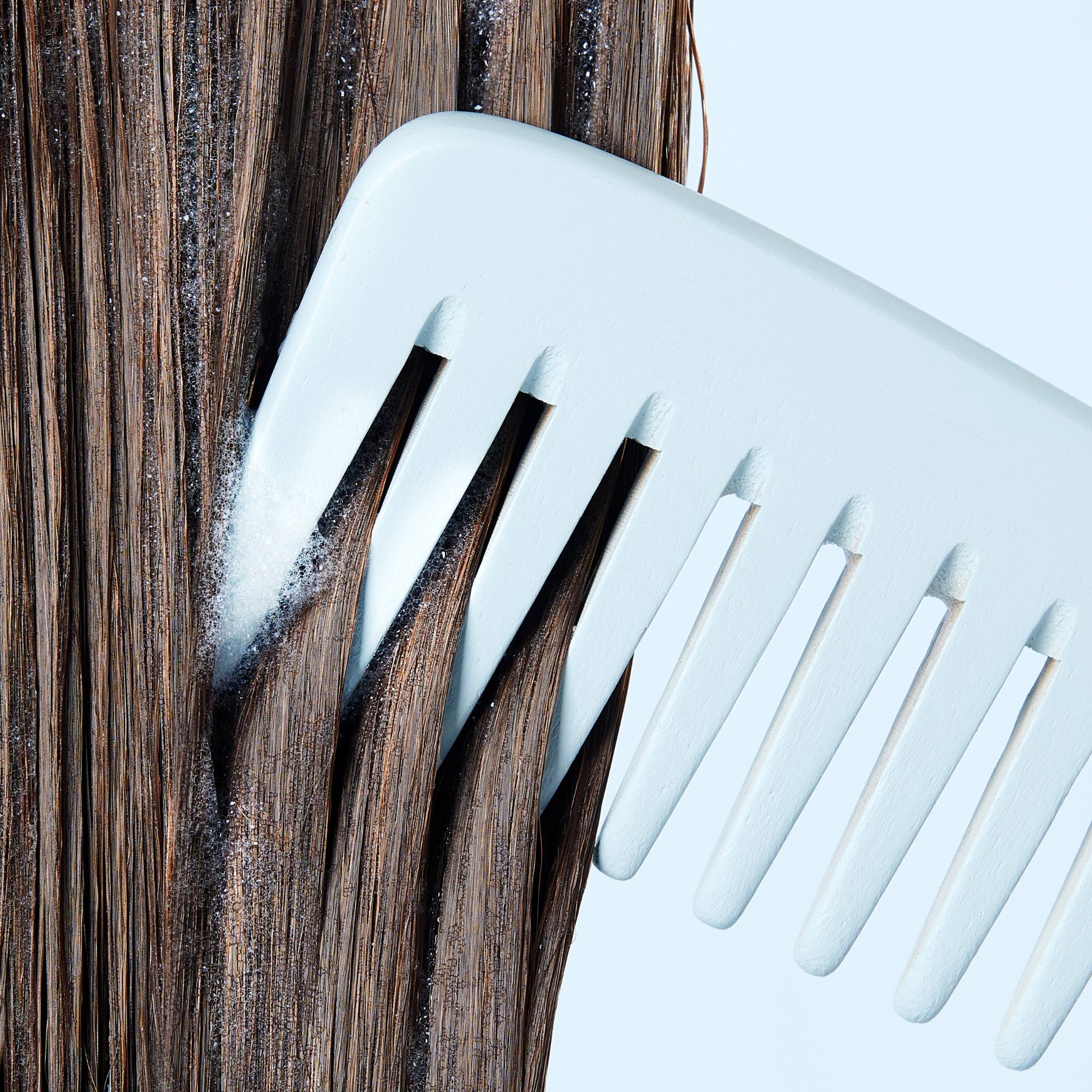 UpCircle Bamboo Wide Tooth Comb