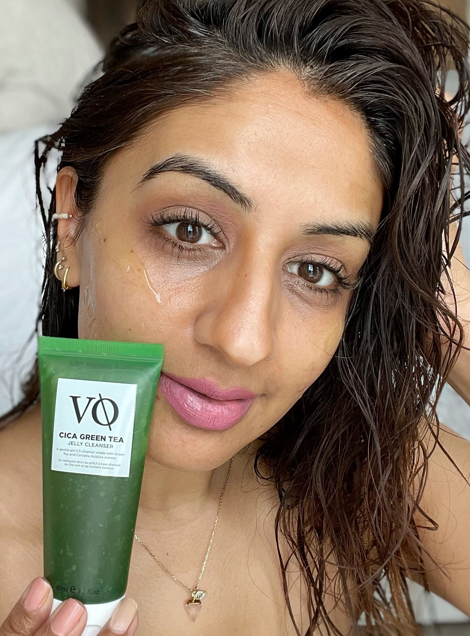 VQ Cica Green Tea Jelly Facial Cleanser