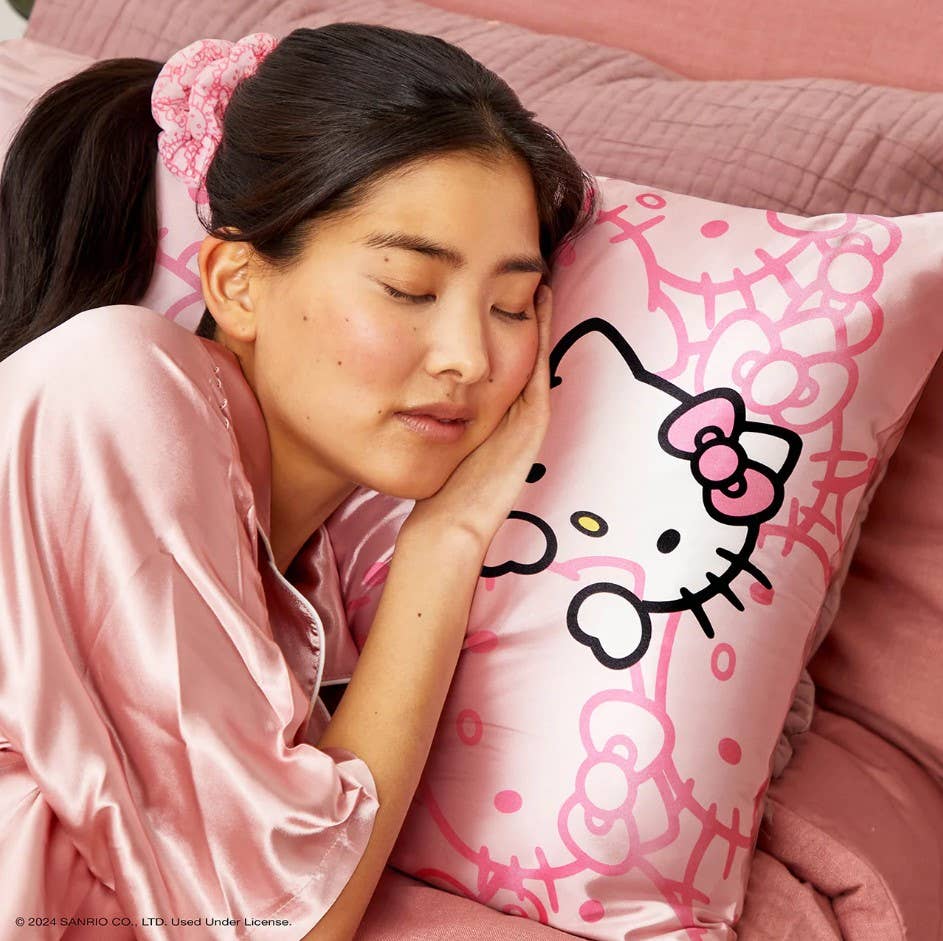 Kitsch x Hello Kitty Satin Pillowcase & Pillow Scrunchie -2pc Set