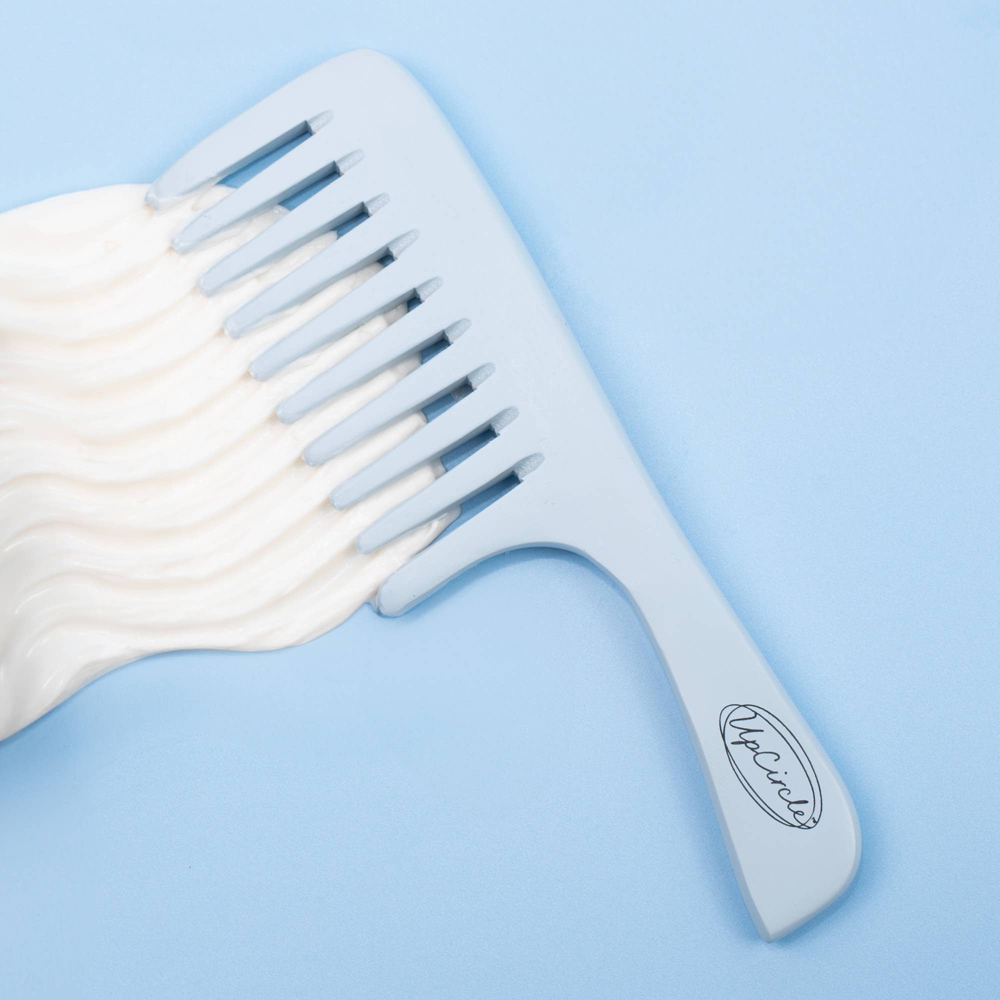 UpCircle Bamboo Wide Tooth Comb