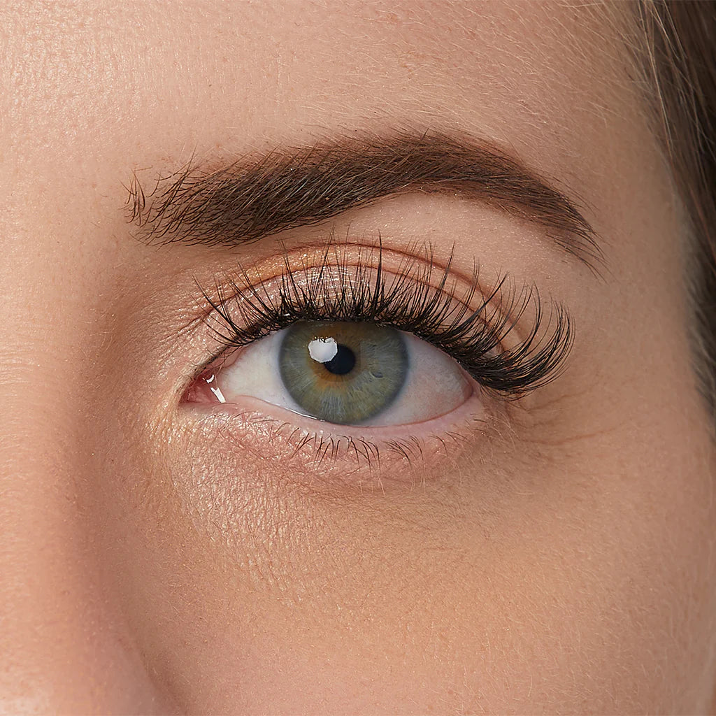 Kiss Falscara - Feathery & Wispy Clear Band