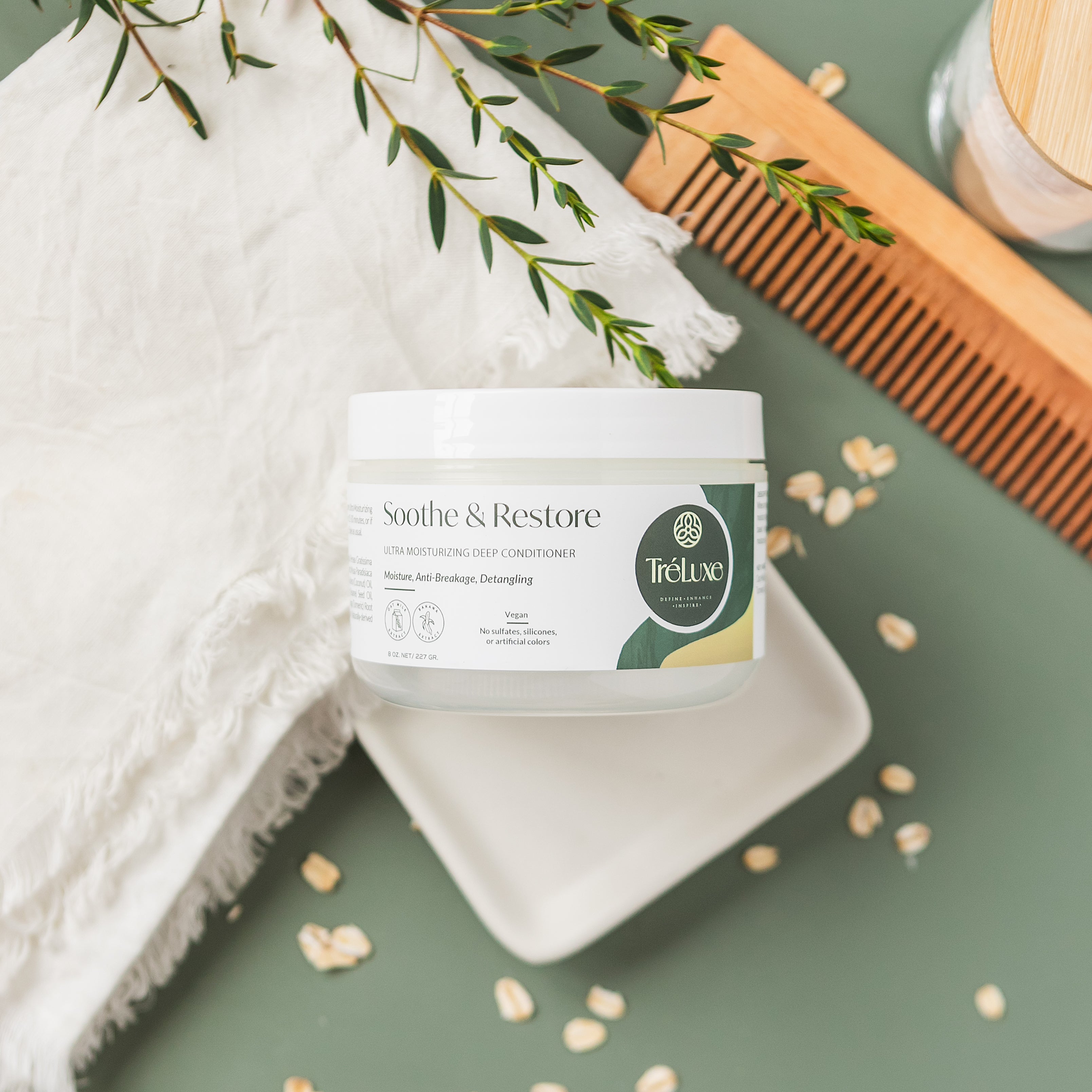 TréLuxe Soothe & Restore Ultra Moisturizing Deep Conditioner 8oz