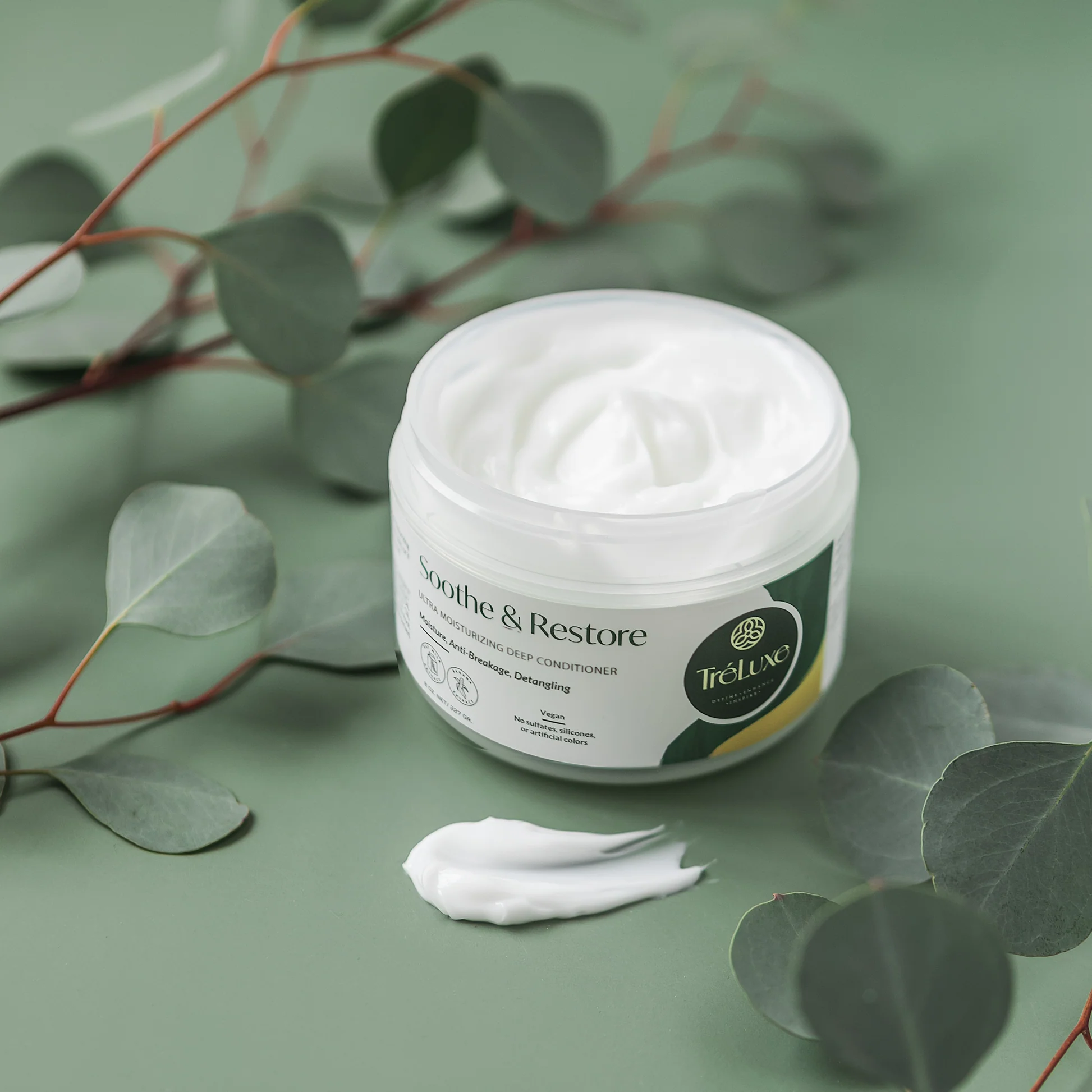 TréLuxe Soothe & Restore Ultra Moisturizing Deep Conditioner 8oz