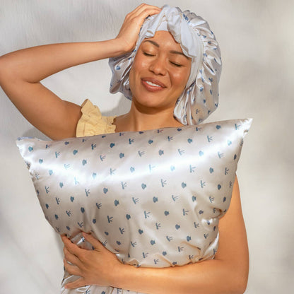 Kitsch Standard Satin Pillowcase - Pearlized Cream &amp; Coastal Blue Print
