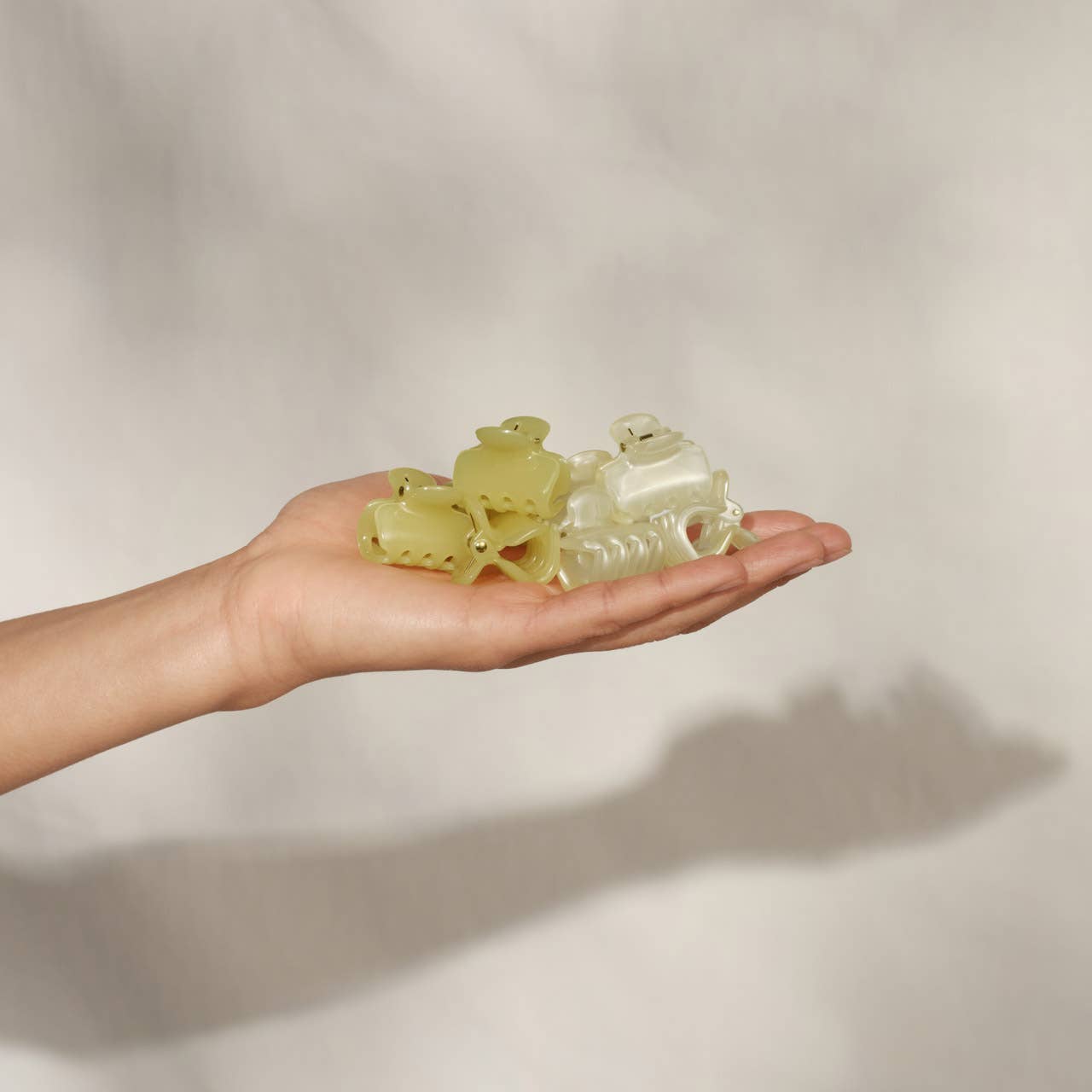 Kitsch Mini Jelly Cloud Clips 8pc Set - Pearlized Cream &amp; Butter Yellow
