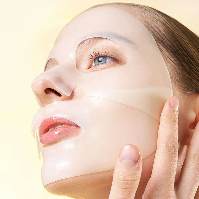 Eqqualberry Collagen Glow Up Hydrogel Mask (1pc) model mask application