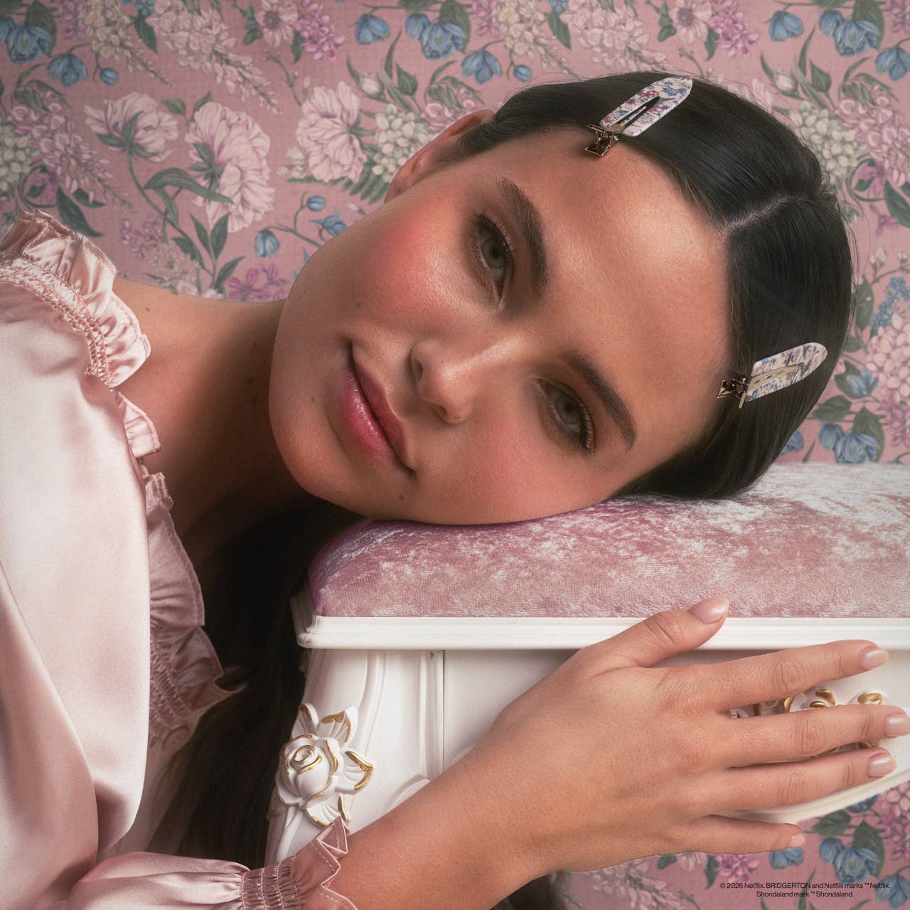 Bridgerton x Kitsch Creaseless Clips in Toile in Bloom