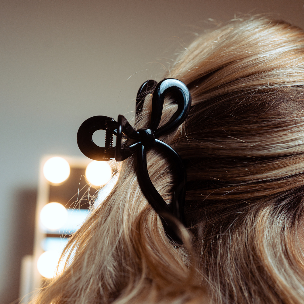 Coconut Lane Cute Bow Claw Clip - Black