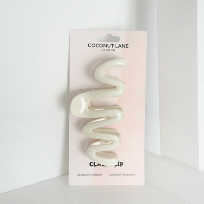 Coconut Lane Squiggle Claw Clip - Cream