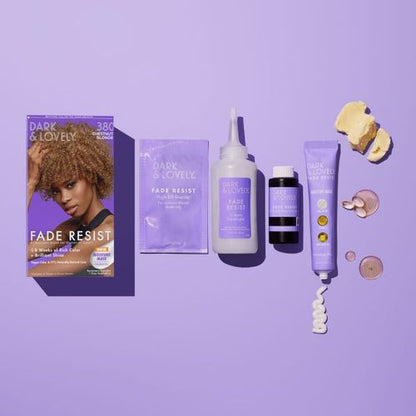 Softsheen Carson Dark &amp; Lovely® Fade Resist Rich Conditioning Color 380 CHESTNUT BLONDE