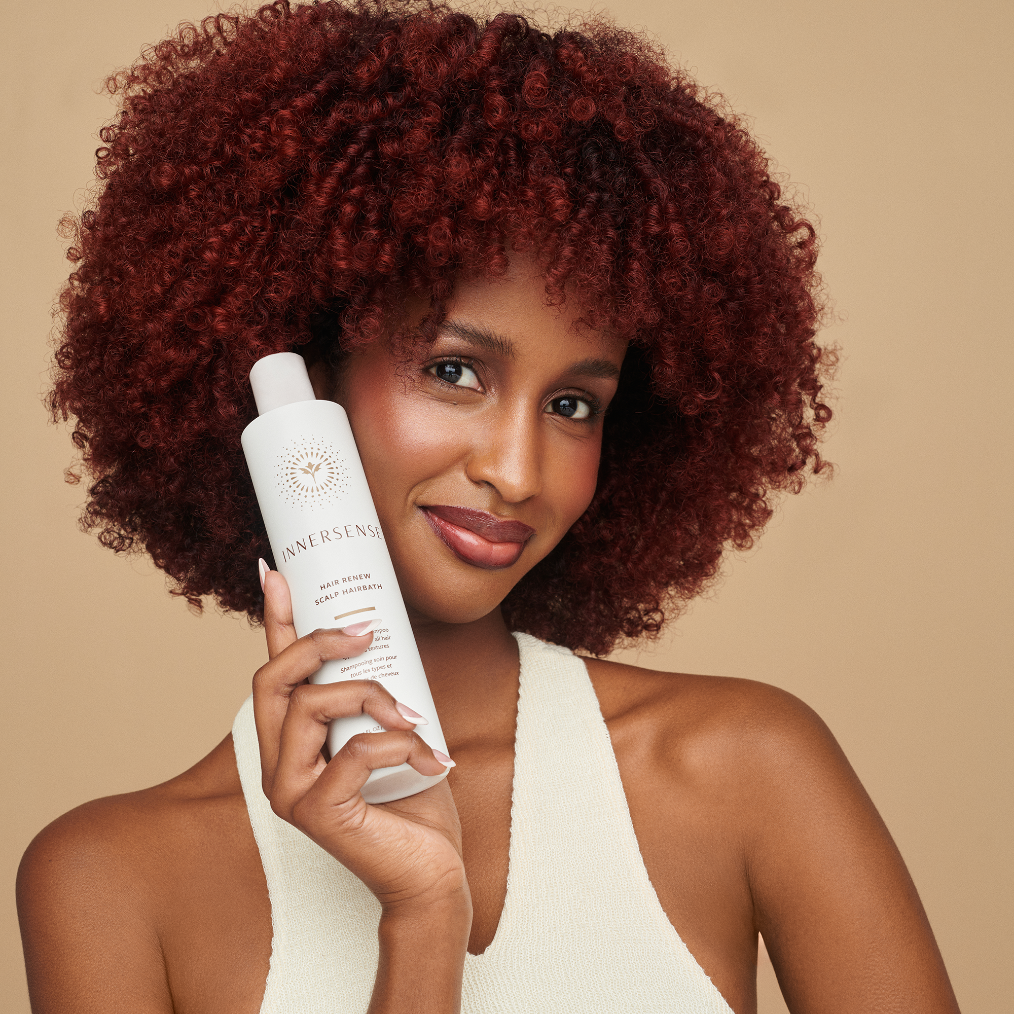 Protein-free shampoo for sensitive scalp and all hair types