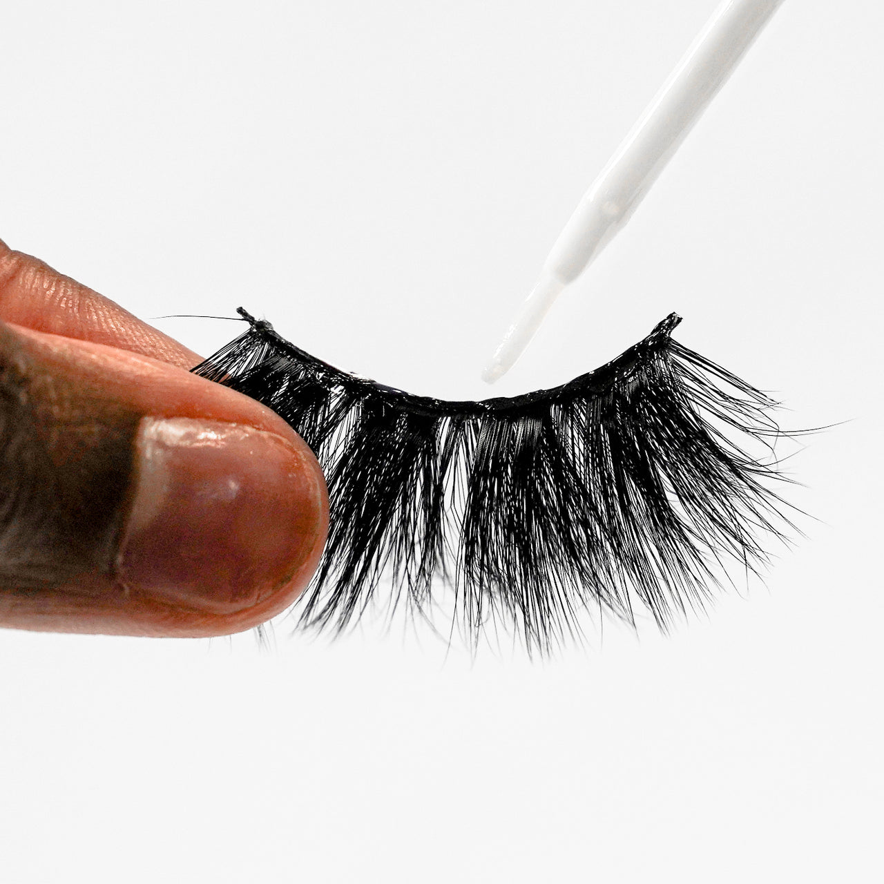 Ebin New York Grip Bond Lash Adhesive with Vitamin E Brush Applicator