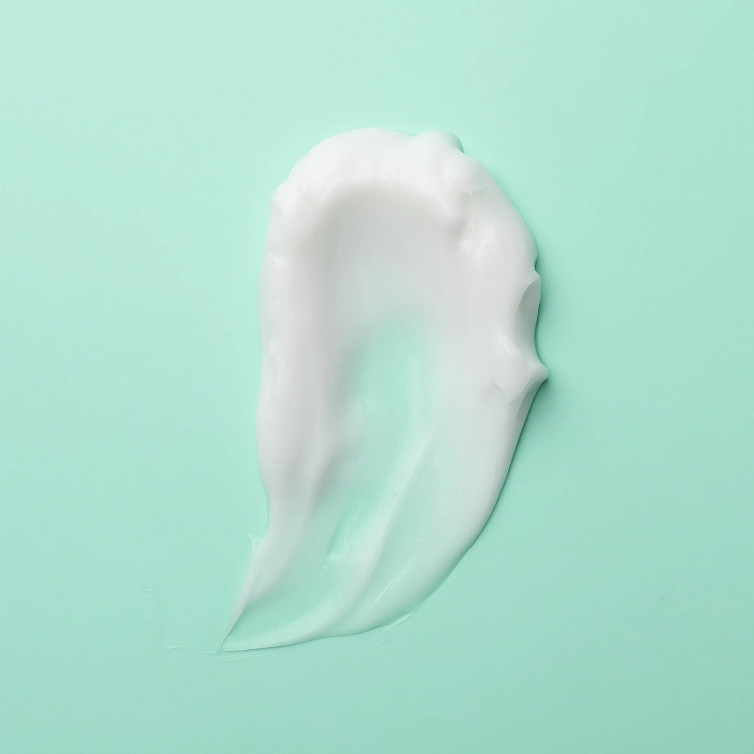 Hollywood Beauty Tea Tree &amp; Rosemary Deep Hydration Hair Masque 18oz product spread teal background showing texture