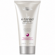 L'Oréal Professionnel X-Tenso Moisturist Smoothing Cream for Resistant Natural Hair 250ml professional hair straightening cream with nutri-cationic technology in a tube on a white background