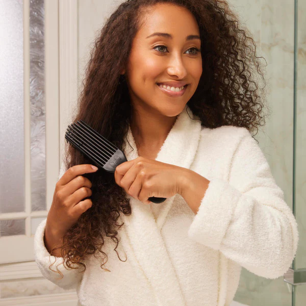 Brush With The Best - Felicia Leatherwood Detangler Brush - Black