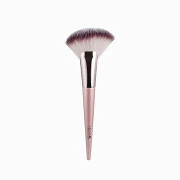 Nicka K Make up Brushes