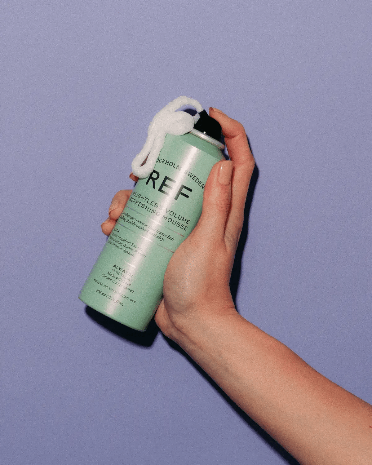 REF Weightless Volume Refreshing Mousse 200ml