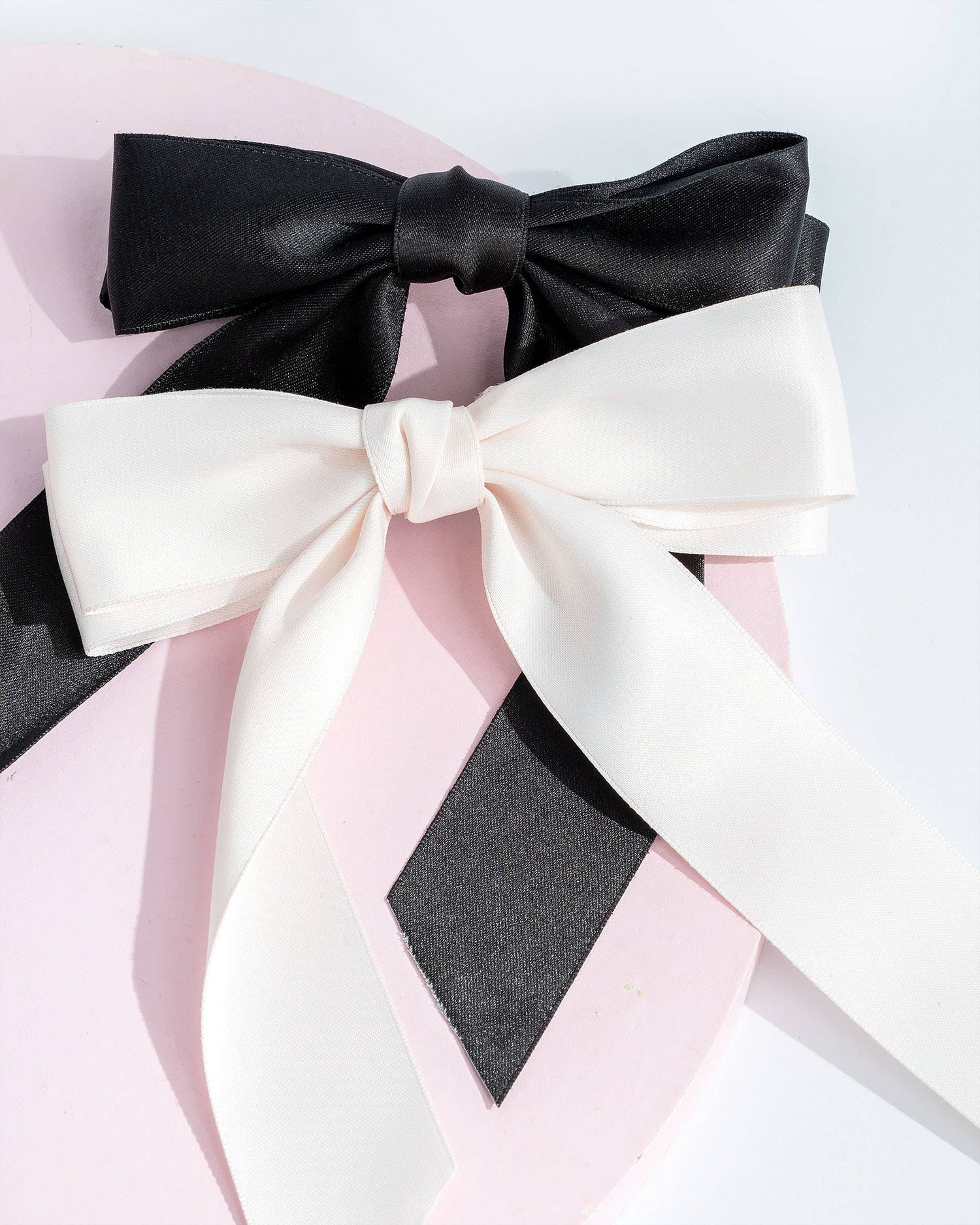 Brushworks Satin Hair Bow Duo – Black &amp; White