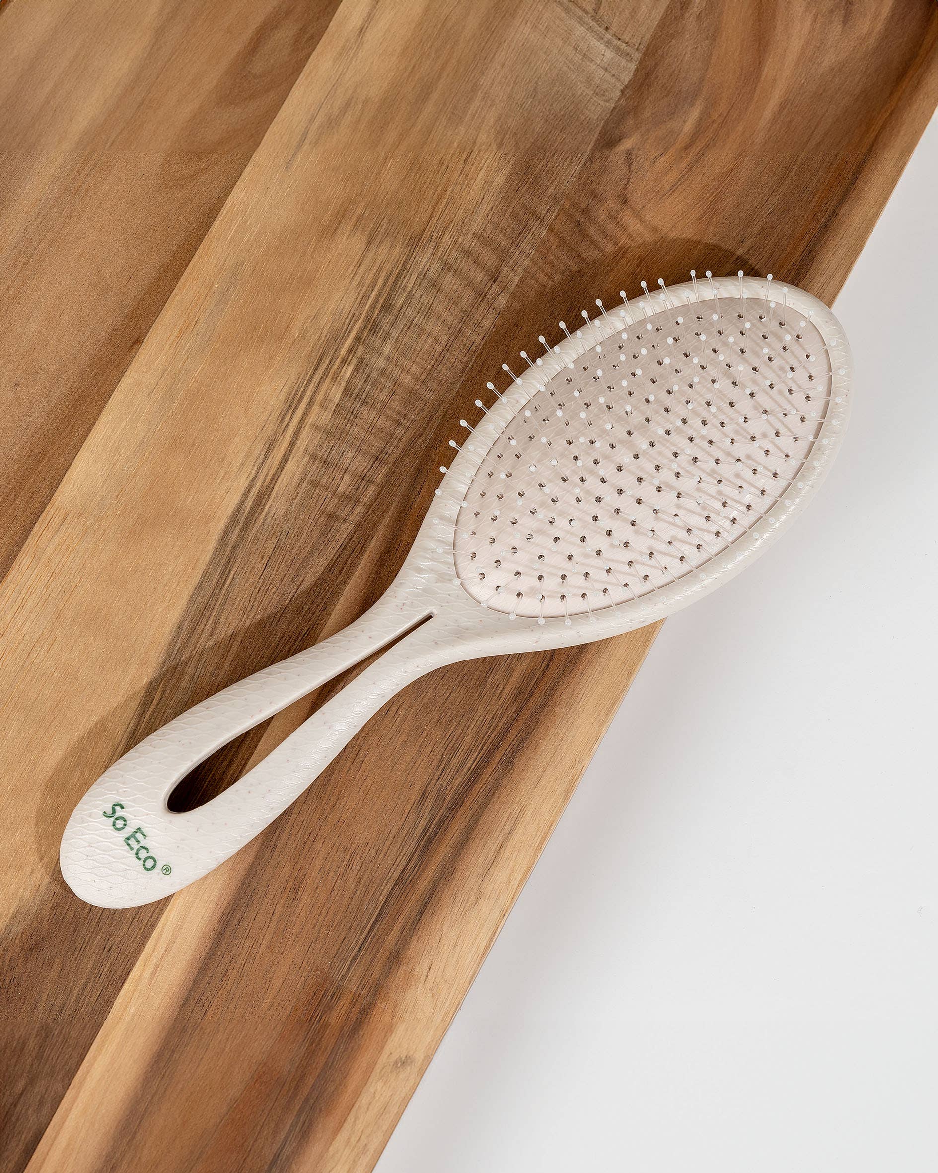 So Eco Oval Detangling Brush