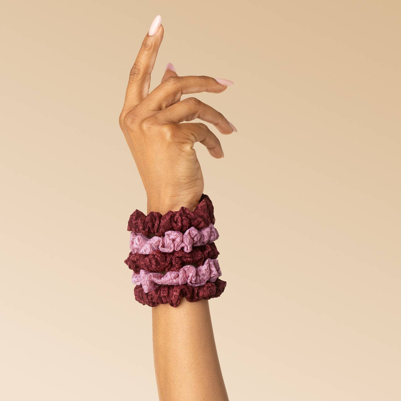Kitsch Ruched Lace Scrunchies 5pc Set - Cherry Lacquer & Dusty Pink