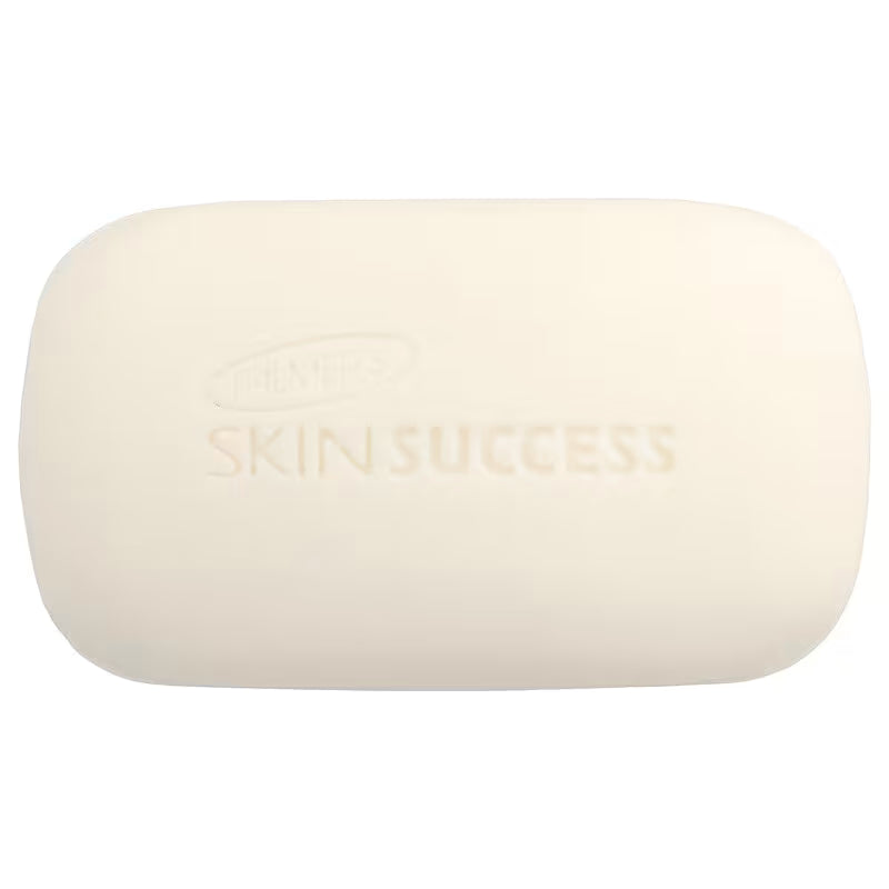 Palmer’s Skin Success complexion bar with Vitamin E Vitamin C soy and licorice