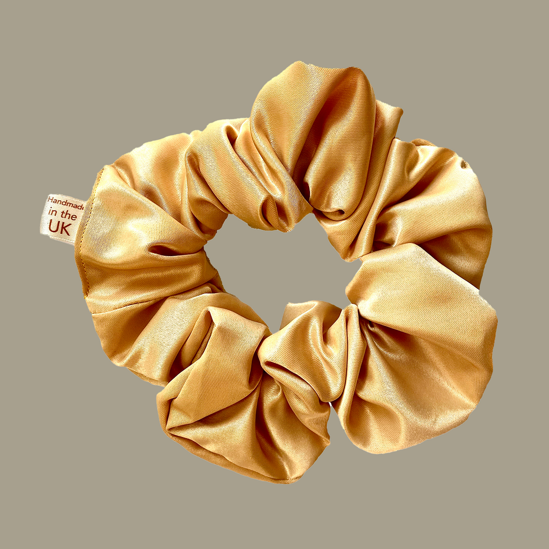 CurlyEllie Satin Scrunchie Medium - 6cm