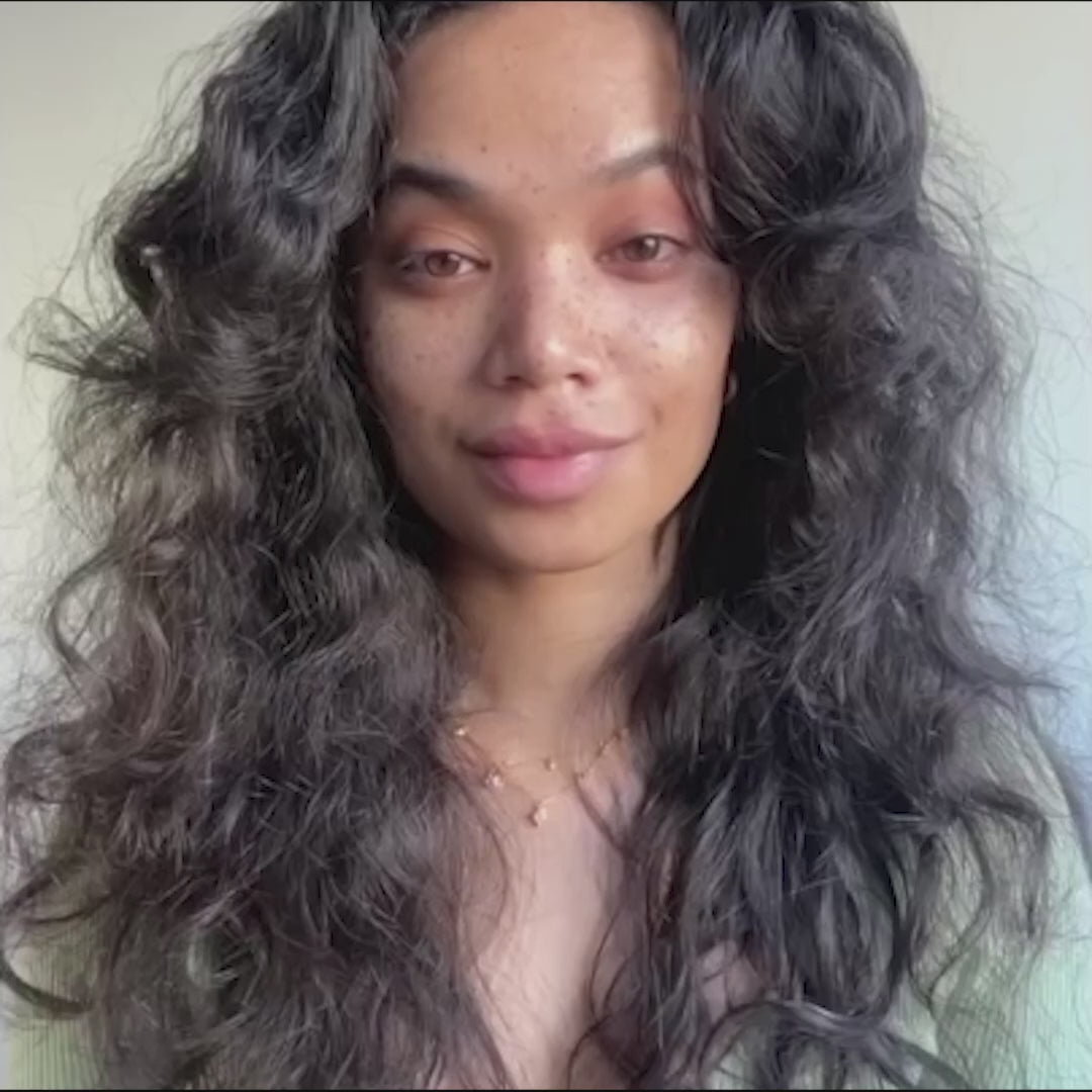 Load video: Hairburst Shampoo for Longer Stronger Hair